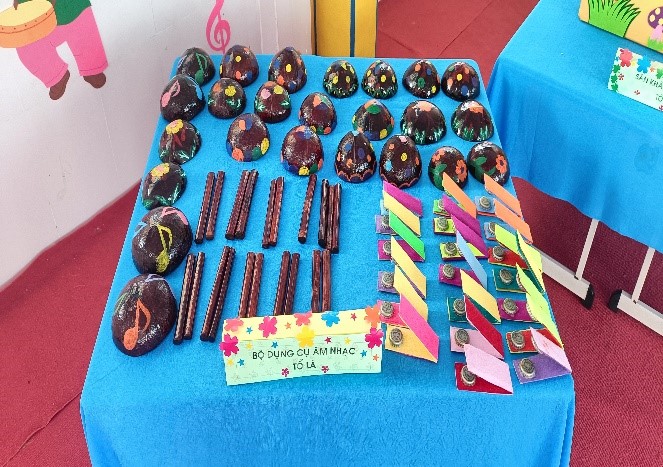 HỘI THI “LÀM ĐỒ DÙNG, ĐỒ CHƠI” CẤP TRƯỜNG