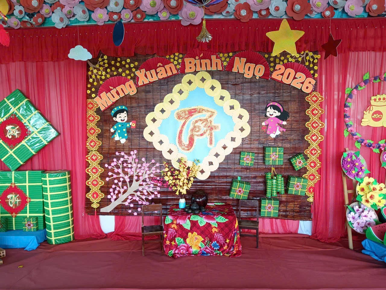 Không khí đón chào xuân Bính Ngọ tại trường MN Long Bình